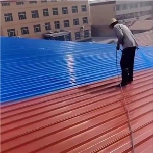 彩钢瓦屋面除锈翻新喷漆